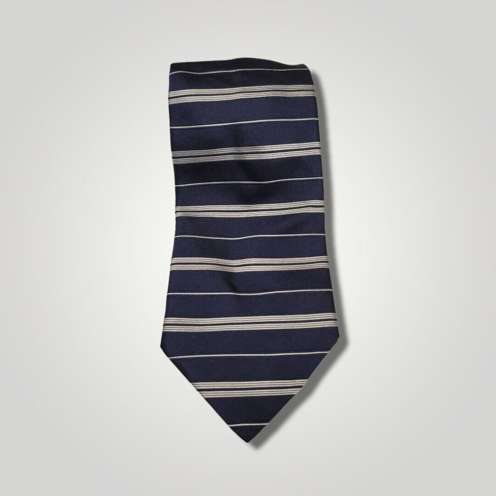 Daniel Cremieux Handmade 100% Silk Necktie Crest Striped Blue